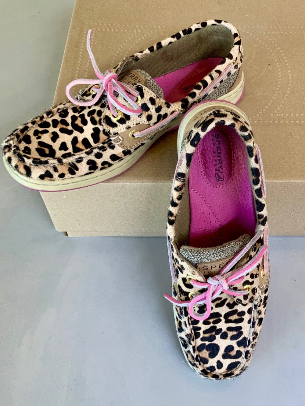 Sperry Topsiders Pink Leopard Print Womens Size 6.5 Boat Shoes